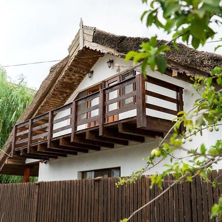 Califarul Alb Hotel Chilia Veche Kültér fotó