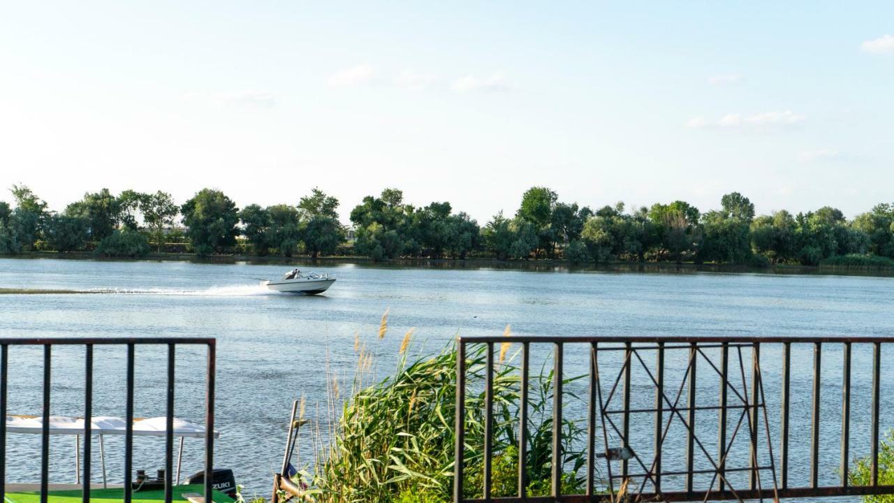 Califarul Alb Hotel Chilia Veche Kültér fotó